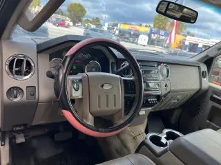 2010 FORD F250 SUPER DUTY CREW CAB