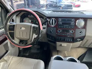 2010 FORD F250 SUPER DUTY CREW CAB