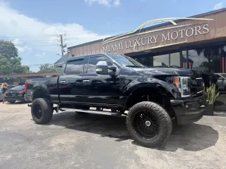 2018 FORD F250 SUPER DUTY CREW CAB