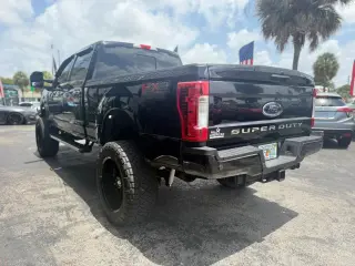 2018 FORD F250 SUPER DUTY CREW CAB