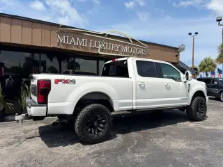 2019 FORD F250 SUPER DUTY CREW CAB LARIAT PICKUP 4D 6 3/4 FT