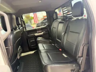 2019 FORD F250 SUPER DUTY CREW CAB LARIAT PICKUP 4D 6 3/4 FT