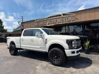 2019 FORD F250 SUPER DUTY CREW CAB LARIAT PICKUP 4D 6 3/4 FT