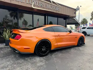 2020 FORD MUSTANG