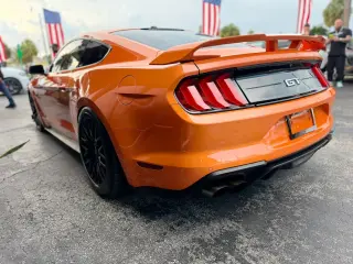 2020 FORD MUSTANG