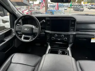 2025 FORD F550 SUPER DUTY CREW CAB & CHASSIS