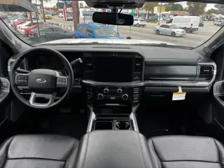 2025 FORD F550 SUPER DUTY CREW CAB & CHASSIS