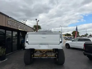 2025 FORD F550 SUPER DUTY CREW CAB & CHASSIS