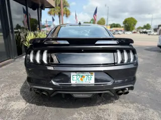 2022 FORD MUSTANG