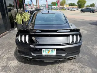 2022 FORD MUSTANG