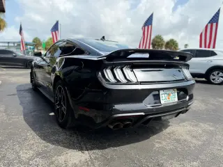2022 FORD MUSTANG