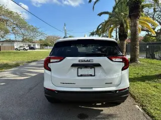 2023 GMC TERRAIN