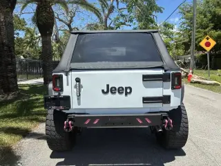 2017 JEEP WRANGLER UNLIMITED