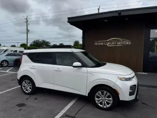 2022 KIA SOUL