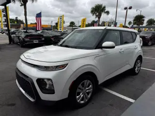 2022 KIA SOUL