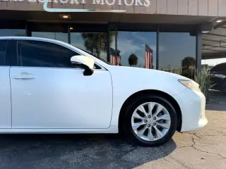2013 LEXUS ES