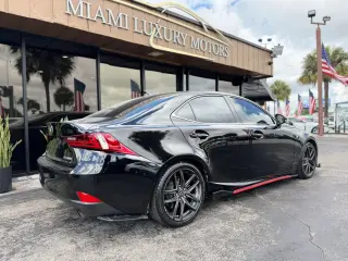 2016 LEXUS IS