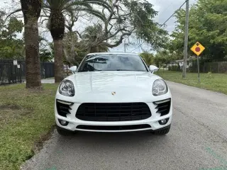 2016 Porsche Macan S