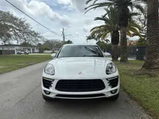 2016 Porsche Macan S