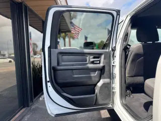 2023 RAM 3500 CREW CAB