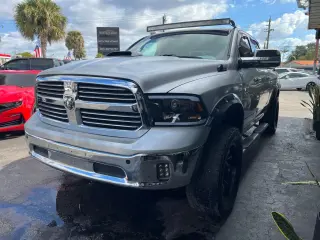 2016 RAM 1500 CREW CAB
