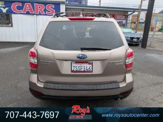 2016 Subaru Forester 2.5i Premium 4-Door Wagon