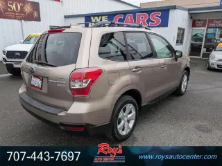 2016 Subaru Forester 2.5i Premium 4-Door Wagon