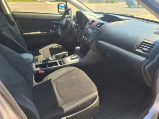 2013 Subaru XV Crosstrek 2.0i Premium 4-Door Wagon