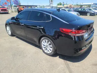 2018 Kia Optima S