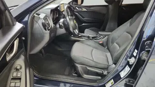 2016 Mazda Mazda3 Hatchback i Touring