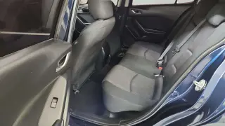 2016 Mazda Mazda3 Hatchback i Touring