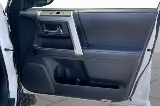 Toyota 4Runner 2019 4x2 SR5 4dr SUV