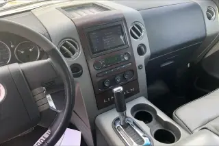 Lincoln Mark LT 2006 4dr SuperCrew SB
