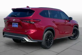 Toyota Highlander 2023 L 4dr SUV