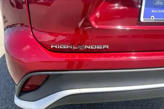 Toyota Highlander 2023 L 4dr SUV