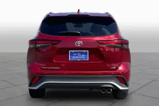Toyota Highlander 2023 L 4dr SUV