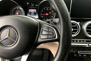 Mercedes-Benz GLC 2017 GLC 300 4dr SUV