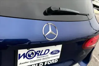 Mercedes-Benz GLC 2017 GLC 300 4dr SUV