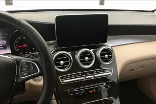 Mercedes-Benz GLC 2017 GLC 300 4dr SUV