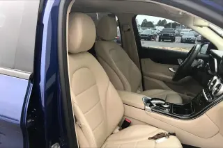 Mercedes-Benz GLC 2017 GLC 300 4dr SUV