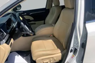 Toyota Highlander 2016 AWD Limited 4dr SUV