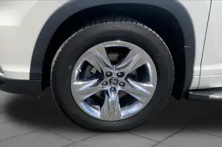 Toyota Highlander 2016 AWD Limited 4dr SUV