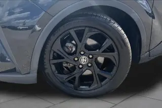 Toyota C-HR 2021 LE 4dr Crossover