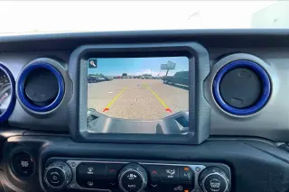 Jeep Gladiator 2021 4x4 Sport 4dr Crew Cab 5.0 ft. SB