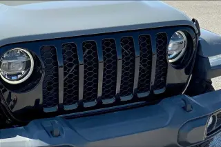 Jeep Gladiator 2021 4x4 Sport 4dr Crew Cab 5.0 ft. SB