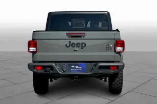 Jeep Gladiator 2021 4x4 Sport 4dr Crew Cab 5.0 ft. SB