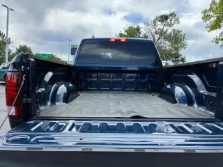 Ram 1500 Classic 2021 4x4 SLT 4dr Quad Cab 6.3 ft. SB Pickup