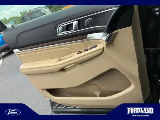 Ford Explorer 2017 AWD Limited 4dr SUV