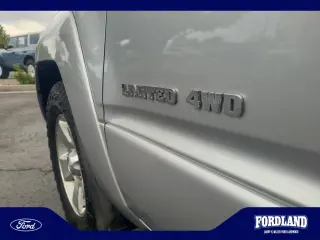 Toyota 4Runner 2005 Limited 4WD 4dr SUV w/V6