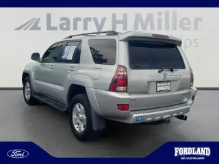 Toyota 4Runner 2005 Limited 4WD 4dr SUV w/V6